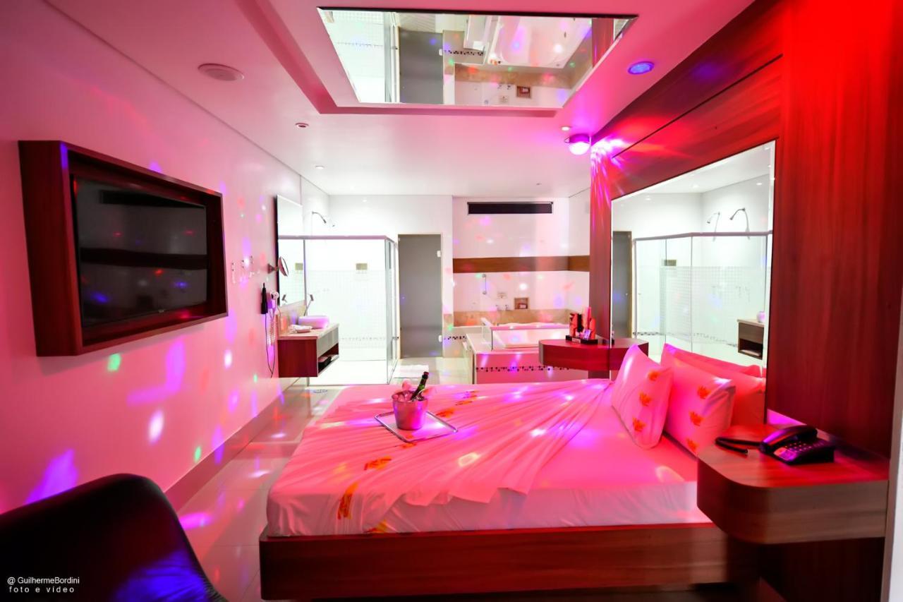 Motel La Folia ฮิเบเราเปรโต ภายนอก รูปภาพ