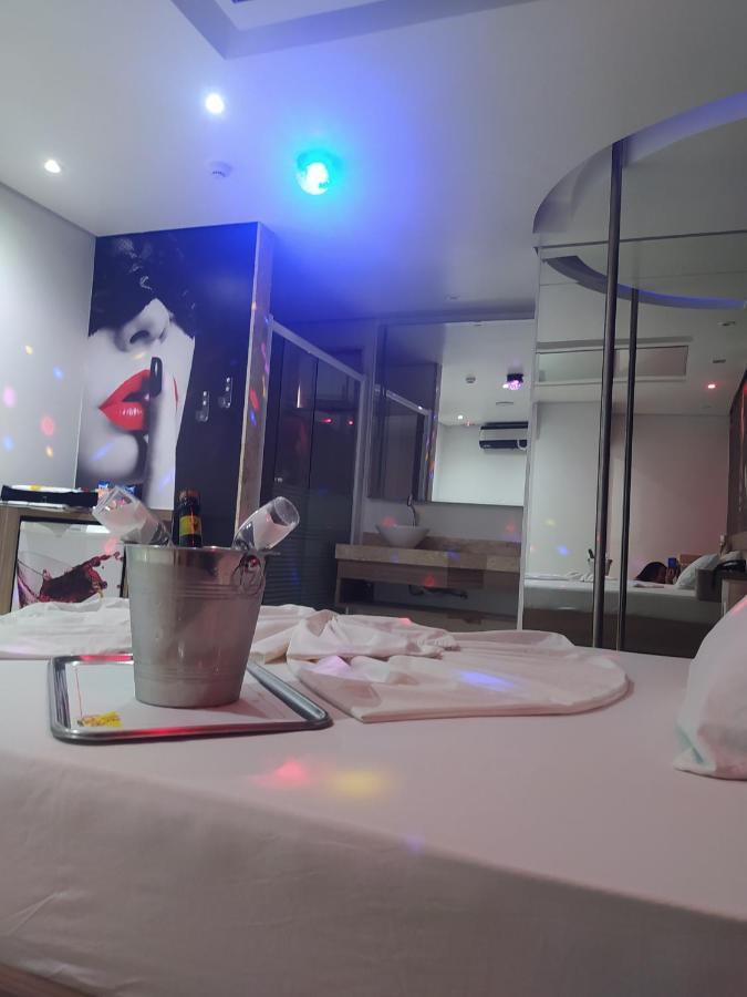 Motel La Folia ฮิเบเราเปรโต ภายนอก รูปภาพ