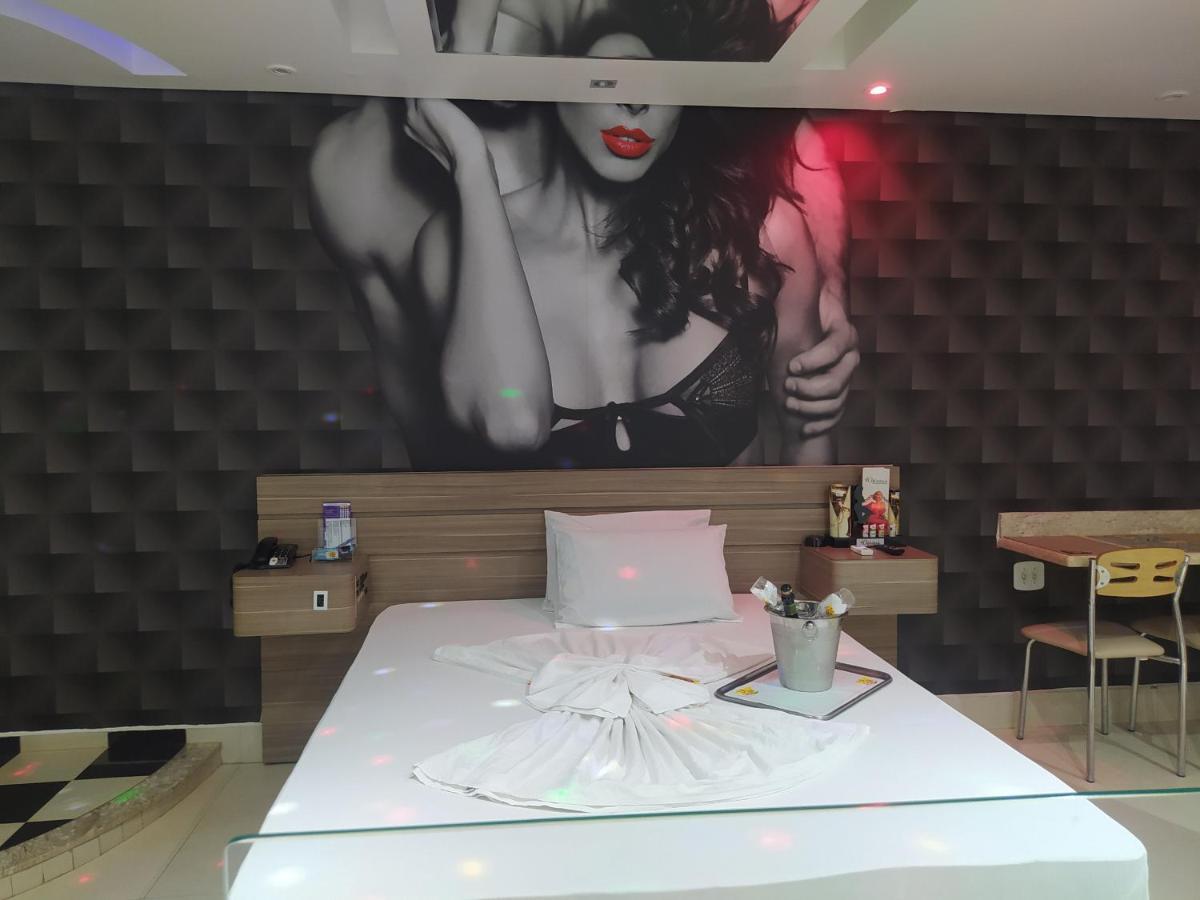 Motel La Folia ฮิเบเราเปรโต ภายนอก รูปภาพ