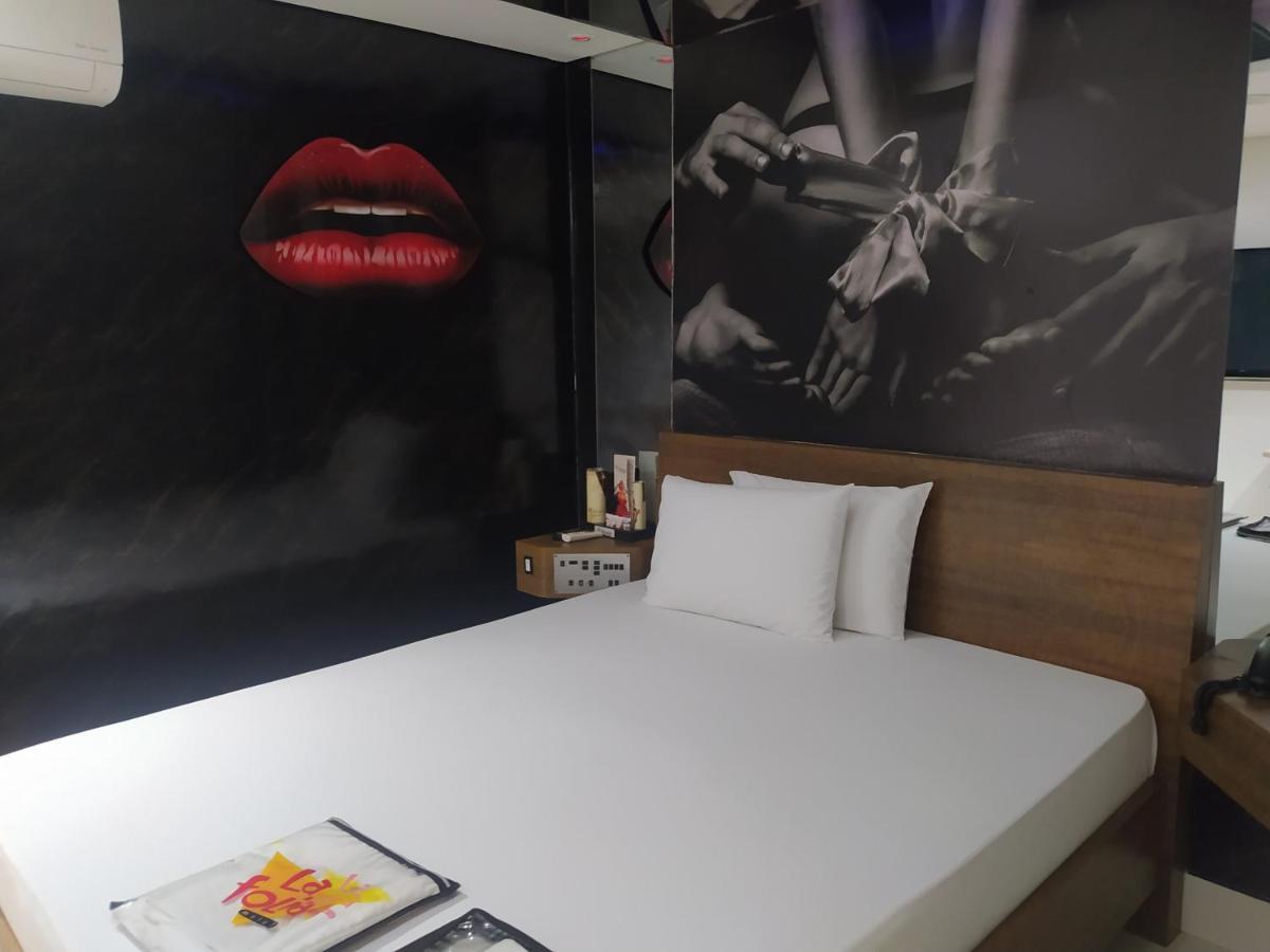 Motel La Folia ฮิเบเราเปรโต ภายนอก รูปภาพ