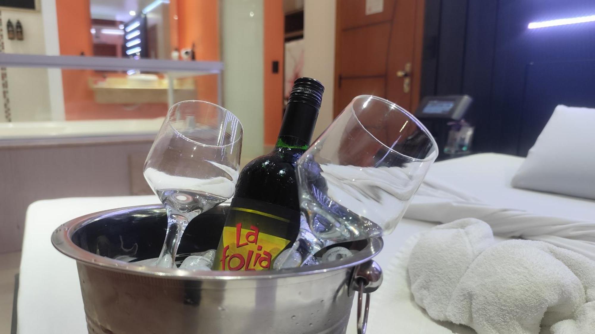 Motel La Folia ฮิเบเราเปรโต ภายนอก รูปภาพ