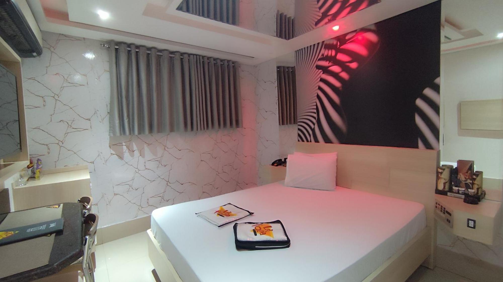 Motel La Folia ฮิเบเราเปรโต ภายนอก รูปภาพ